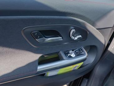 Mercedes CLA Berline 220 4MATIC — photo 9
