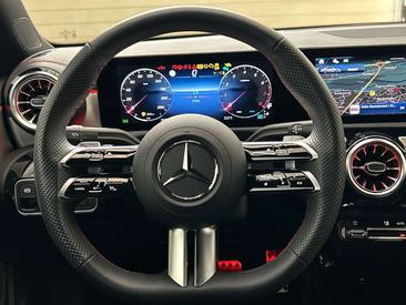 Mercedes CLA Berline 200 — photo 7