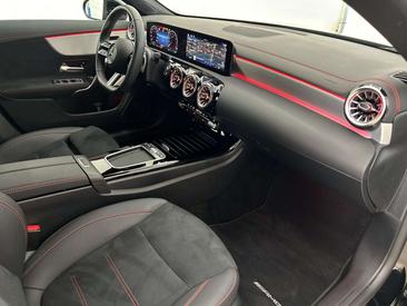 Mercedes CLA Berline 200 — photo 14