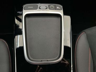 Mercedes CLA Berline 200 — photo 17