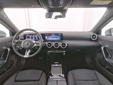 Mercedes Classe A Berline 200 — photo 4