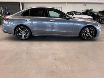 Mercedes Classe C Berline 200 — photo 12