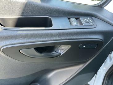 Mercedes Sprinter Van 316 D — photo 6