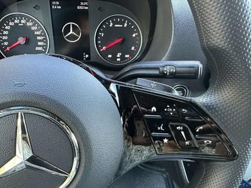 Mercedes Sprinter Van 316 D — photo 12