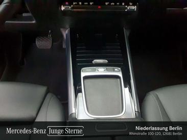Mercedes EQA 250 — photo 13