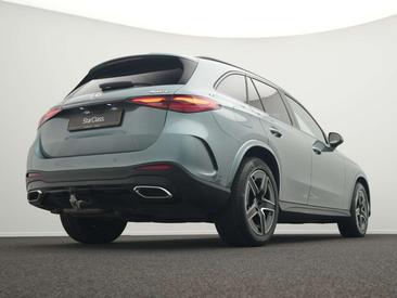 Mercedes GLC 300 D — photo 10