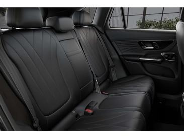 Mercedes GLC 400 E — photo 9