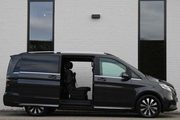 Mercedes EQV Van 300 Long — photo 13