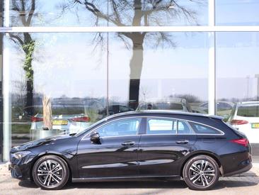 Mercedes CLA Berline 180 — photo 2