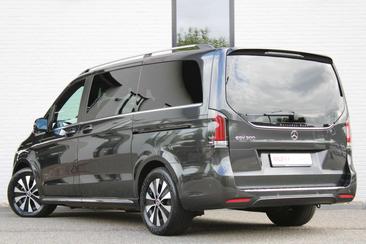 Mercedes EQV Van 300 Long — photo 24