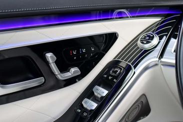 Mercedes Classe S Berline 580 E — photo 12