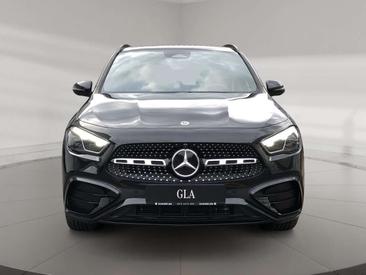 Mercedes GLA 200 — photo 6