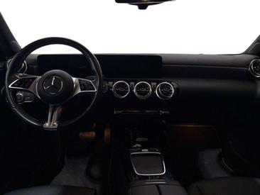 Mercedes Classe A Berline 250 E — photo 9