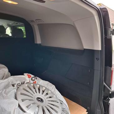 Mercedes Vito Van 116 D — photo 20