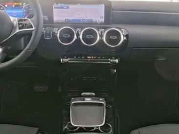 Mercedes Classe A Berline 180 — photo 7