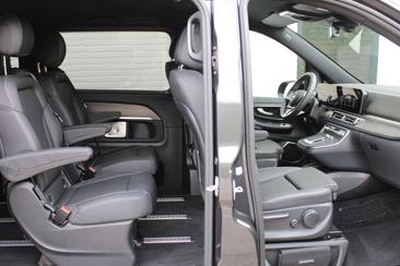 Mercedes EQV Van 300 Long — photo 8