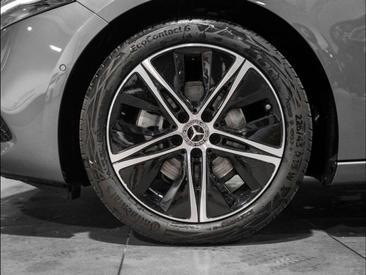 Mercedes Classe A Berline 200 D — photo 7
