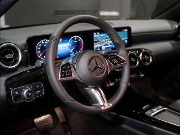 Mercedes Classe A Berline 200 D — photo 12
