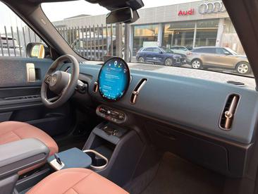 Mini Countryman Berline Cooper D — photo 13