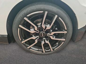 Mini Cooper Electric Berline Cooper SE — photo 10