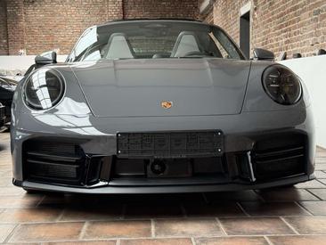 Porsche 992 I Targa 4S — photo 2