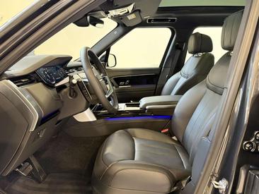 Land Rover Range Rover P550e — photo 5