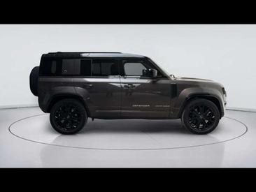 Land Rover Defender P635 — photo 5