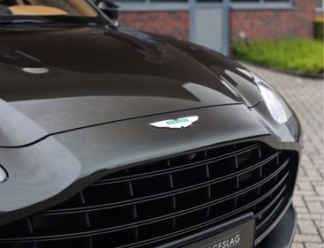 Aston Martin DBX 707 — photo 9