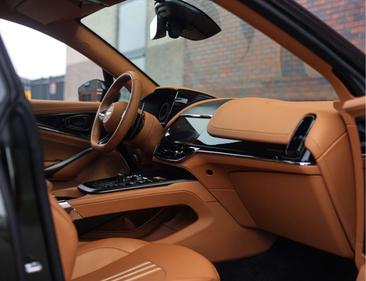 Aston Martin DBX 707 — photo 24