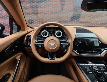 Aston Martin DBX 707 — photo 34