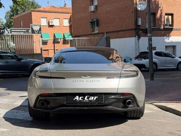 Aston Martin DB12 V8 — photo 6
