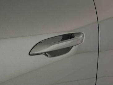 Porsche Macan Electrique — photo 23