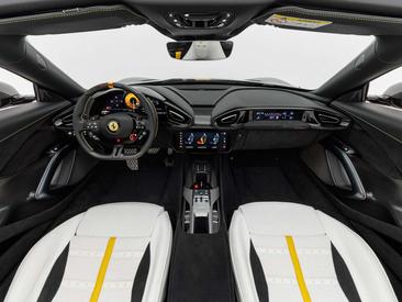 Ferrari 12Cilindri Spider — photo 4