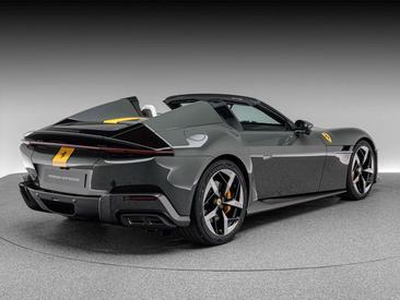 Ferrari 12Cilindri Spider — photo 8