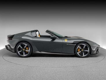 Ferrari 12Cilindri Spider — photo 9