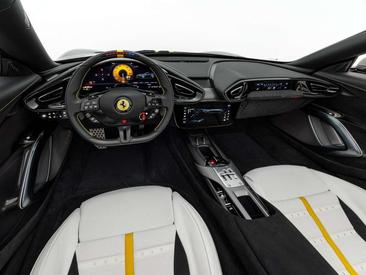 Ferrari 12Cilindri Spider — photo 13