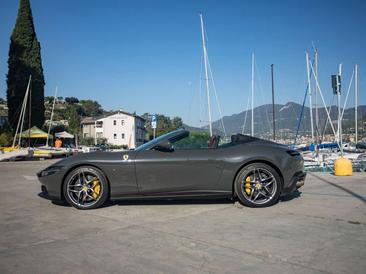 Ferrari Roma Spider — photo 22
