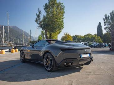 Ferrari Roma Spider — photo 27