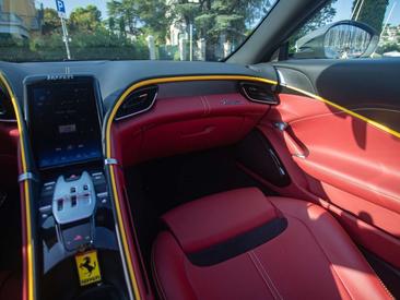 Ferrari Roma Spider — photo 30
