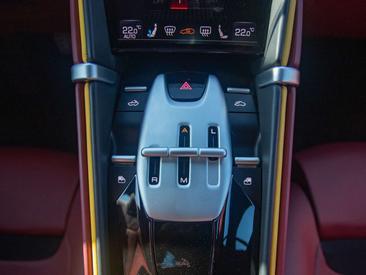 Ferrari Roma Spider — photo 34
