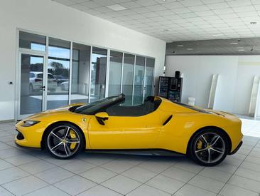 Ferrari 296 GTS — photo 2