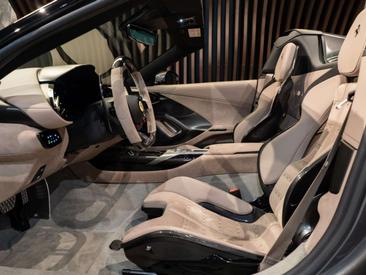 Ferrari 12Cilindri Spider — photo 8