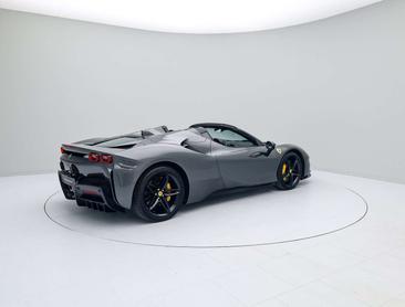 Ferrari SF90 Spider — photo 4