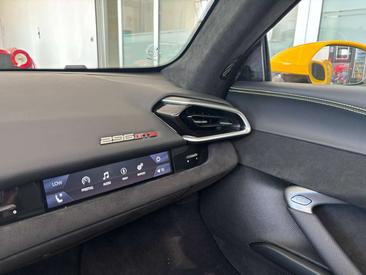 Ferrari 296 GTS — photo 13