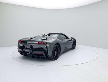 Ferrari SF90 Spider — photo 5