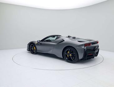 Ferrari SF90 Spider — photo 7