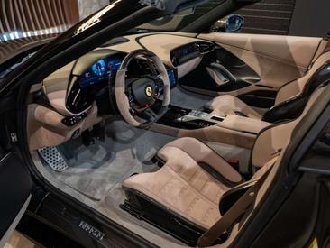 Ferrari 12Cilindri Spider — photo 14