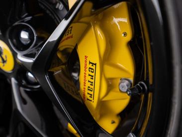 Ferrari Roma Spider — photo 13