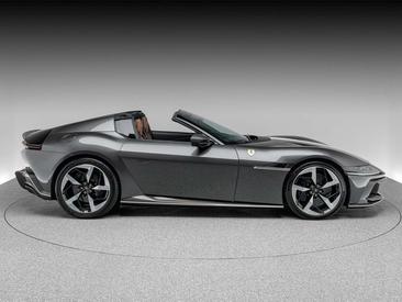 Ferrari 12Cilindri Spider — photo 8