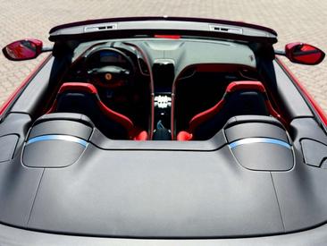 Ferrari Roma Spider — photo 14